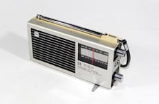 TOSHIBA IC-70(MODEL IC-70) FM/AM 2BAND RADIO