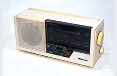 National MODEL RE-496 FM/AM 2BAND RADIO