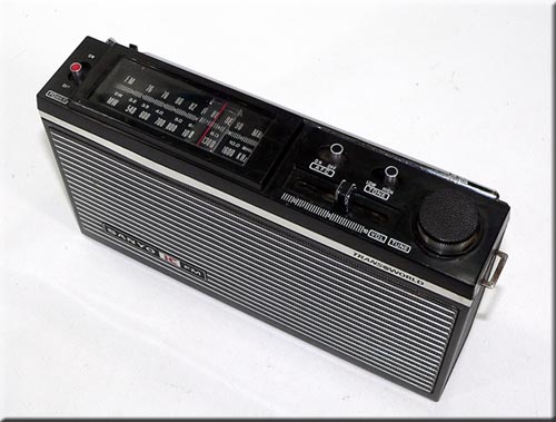 SANYO TRANS WORLD MODEL 10F-B36 RADIO FM/SW/MW 3BAND RADIO