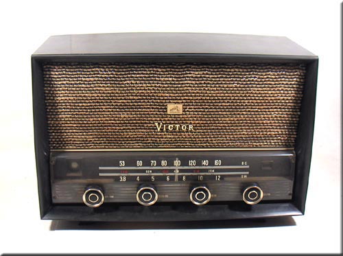 VICTOR MODEL 6A-2209 MW/SW 2BAND RADIO