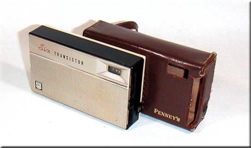PENNEY'S MODEL NO.6TP-555 AM RADIO