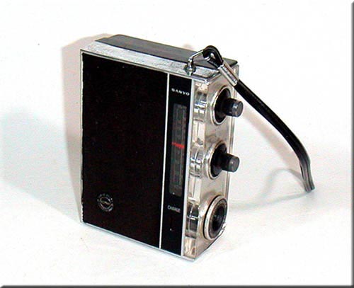 SANYO MODEL 7C-066 AM RADIO(3�d���j�i���j