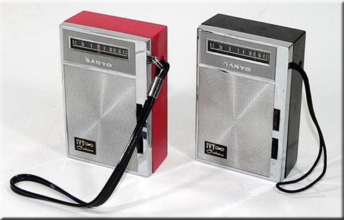 SANYO MODEL 7C-38 AM RADIO