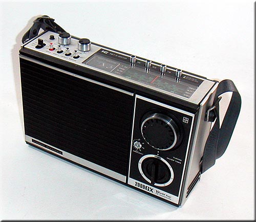 NATIONAL PANASONIC Workd Boy 2000GX Model RF-868D