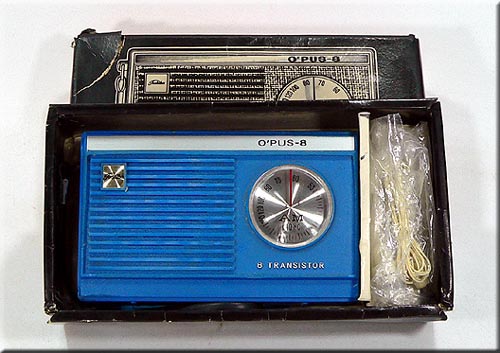 Toshiba �I�[�p�X�G�C�g MODEL 8P-80 AM RADIO