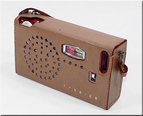 TOSHIBA MODEL 8TM-373S MW/SW 2BAND RADIO