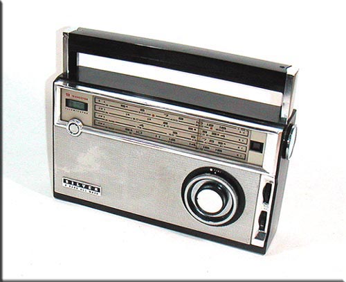 SHIRASUNA DENKI MODEL 9TS-375 4BAND RADIO