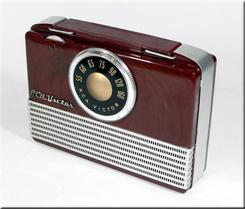 RCA Victor MODEL B-411 AM RADIO