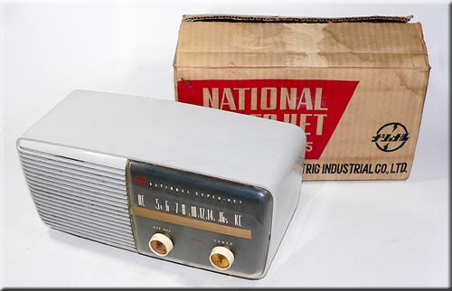 NATIONAL SUPER-HET MODEL CX-435 MW RADIO