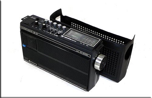 �����p�f�B�X�R3000 ICS-3000W FM/SW/MW 3BAND RADIO