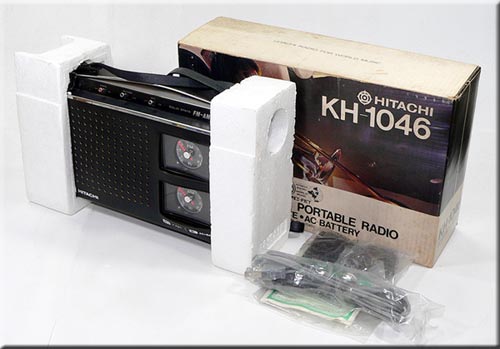 HITACHI MODEL KH-1046 FM/AM 2BAND RADIO