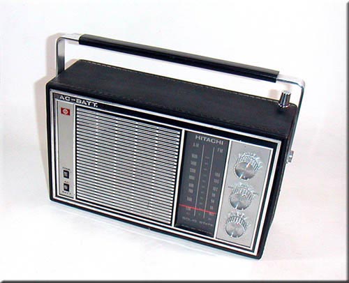 HITACHI MODEL KH-1090H AM/FM 2BAND RADIO