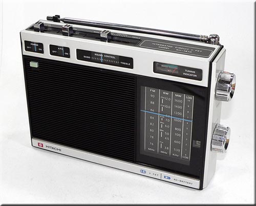 HITACHI MODEL KH-1510 FM/AM 2BAND RADIO