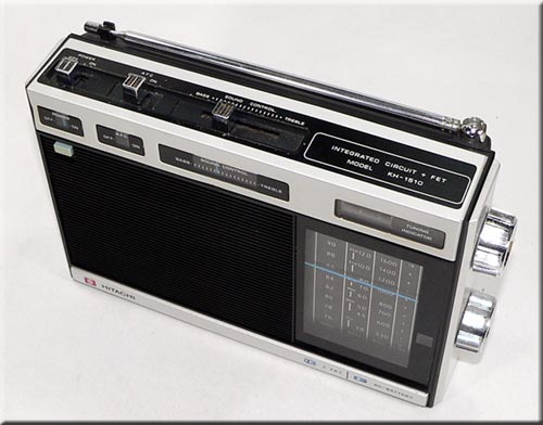 HITACHI MODEL KH-1510 FM/AM 2BAND RADIO