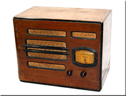 KZR POLY MET �^��ǎ��@MW RADIO