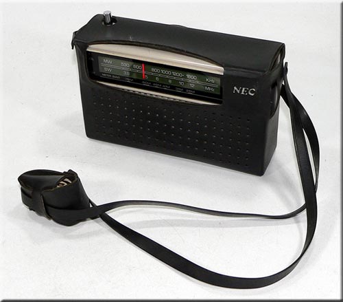 NEC MODEL NT-802 SW/MW 2BAND RADIO