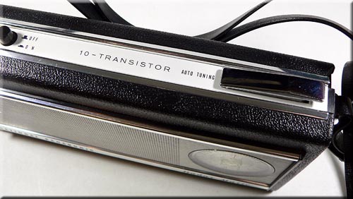 NATIONAL PANASONIC R-1000 AM RADIO