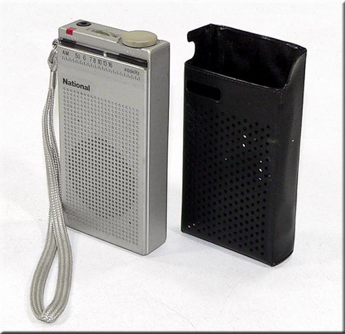 National MODEL R-166 AM RADIO