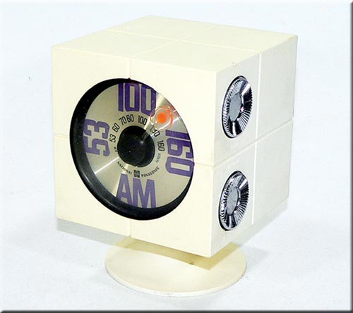 NATIONAL PANASONIC MODEL R-47A AM RADIO