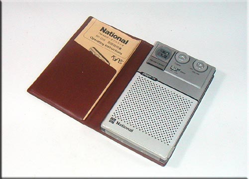 National MODEL RF-015 2BAND RADIO �y�b�p�[015