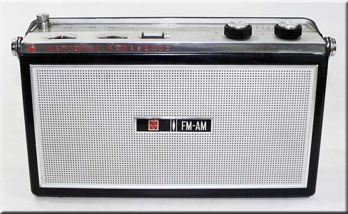 NATIONAL PANASONIC MODEL RF-1005W FM/MW/SW1/SW2 4BAND RADIO