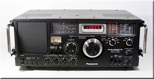 NATIONAL PANASONIC MODEL RF-4800 10BAND RADIO