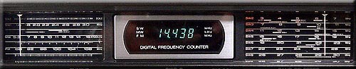 NATIONAL PANASONIC MODEL No.RF-4900 10BAND RADIO