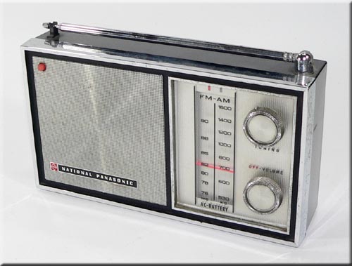 NATIONAL PANASONIC MODEL RF-700D FM/AM 2BAND RADIO