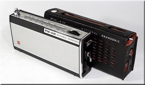 NATIONAL PANASONIC MODEL RF-820 FM/AM 2BAND RADIO
