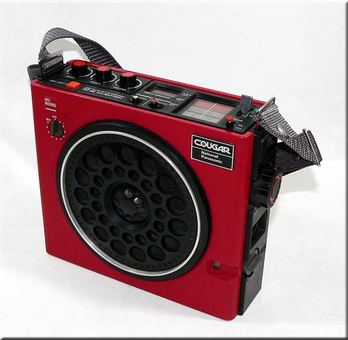 National Panasonic COUGAR (RF-888) FM/AM/SW 3BAND RADIO