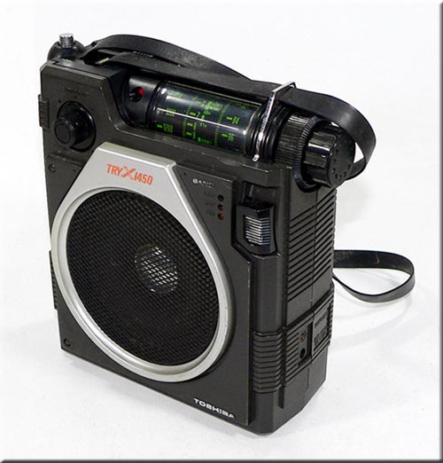 TOSHIBA TRX1450 (RP-1450F) FM/SW/MW 3BAND RADIO