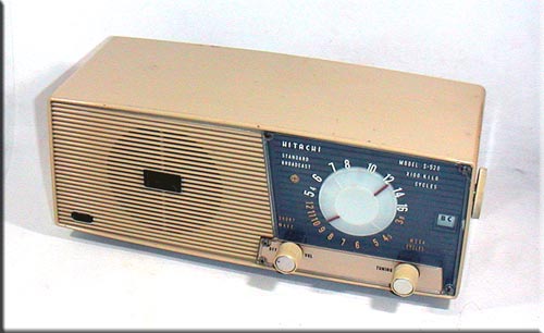 HITACHI MODEL S-528 AM RADIO