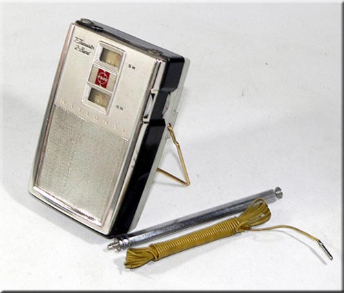 NATIONAL MODEL T-21 MW/SW 2BAND RADIO