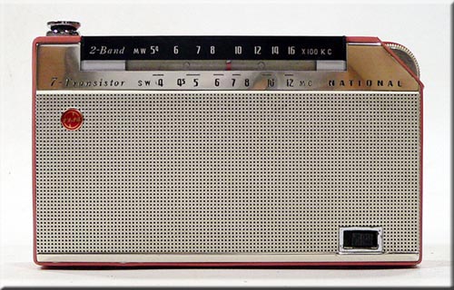 MATSUSHITA MODEL T-45 MW/SW 2BAND RADIO