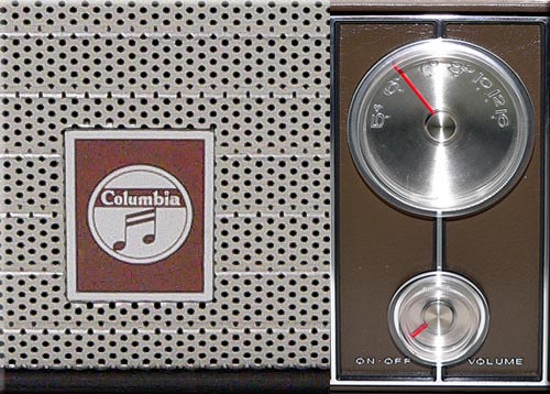 COLUMBIA MODEL T-86 AM RADIO