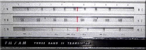 SONY MODEL TFM-116J FM/MW/SW 3BAND RADIO