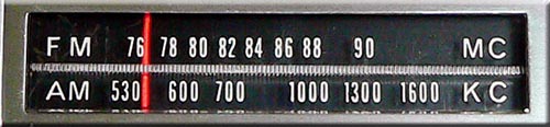 SONY MODEL TFM-4200 FM/AM 2BAND RADIO