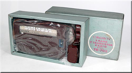 CROWN MODEL TR-702 MW/SW 2BAND RADIO