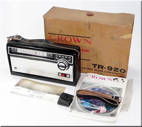 CROWN MODEL TR-920 SW/MW 2BAND RADIO