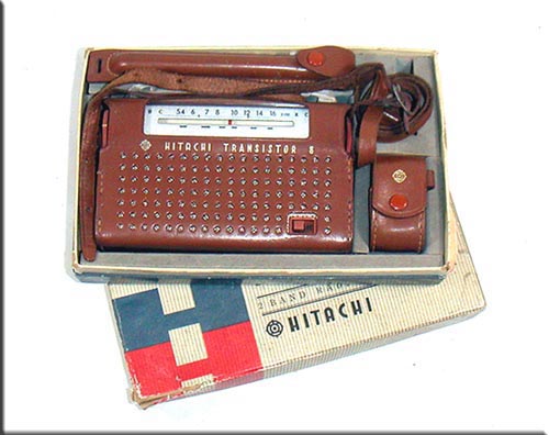 HITACHI WH-825 MW/SW 2BAND RADIO