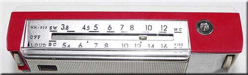 HITACHI MODEL WH-829 BC/SW 2BAND RADIO