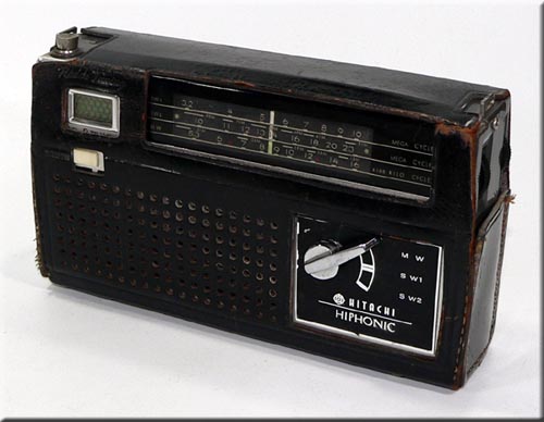 HITACHI MODEL WH-999 MW/SW1/SW2 3BAND RADIO