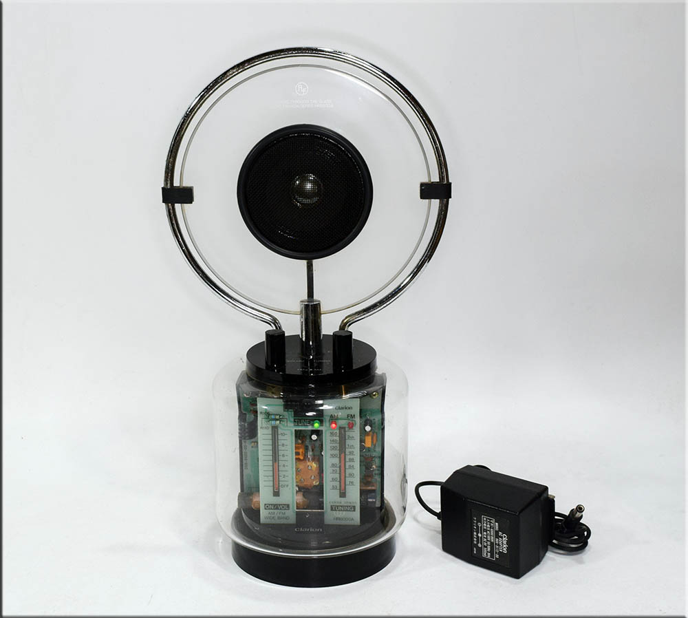 Clarion MODEL HR-6000A  FM/AM 2BAND RADIO