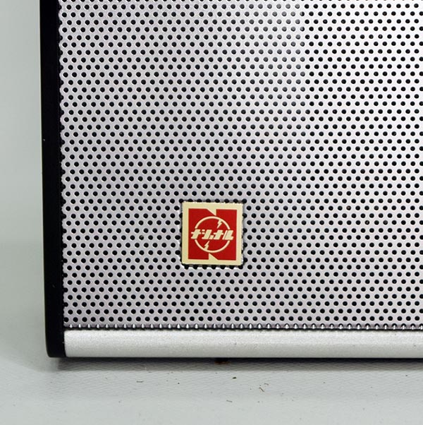 National Panasonic MODEL RF-600  FM/AM 2BAND RADIO