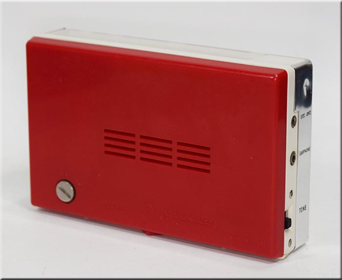 HITACHI MODEL TH-841 MW RADIO