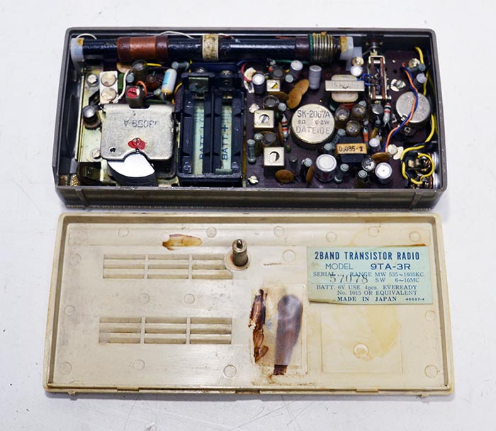 NIVICO MODEL 9TA-3R MW/SW 2BAND RADIO
