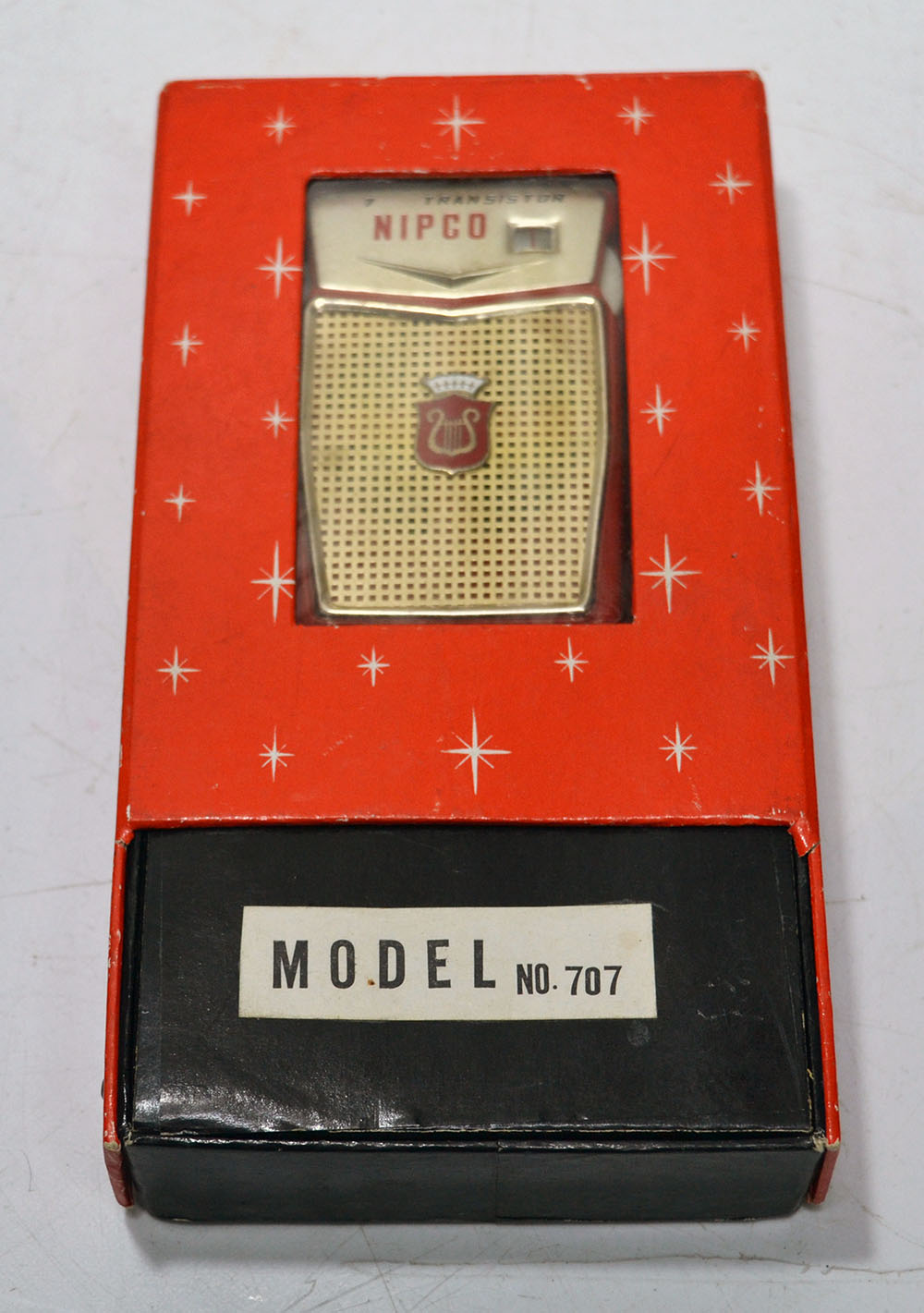 NIPCO MODEL No.707 AM RADIO