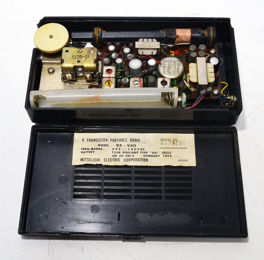 MITSUBISHI MODEL 9X-980 AM RADIO