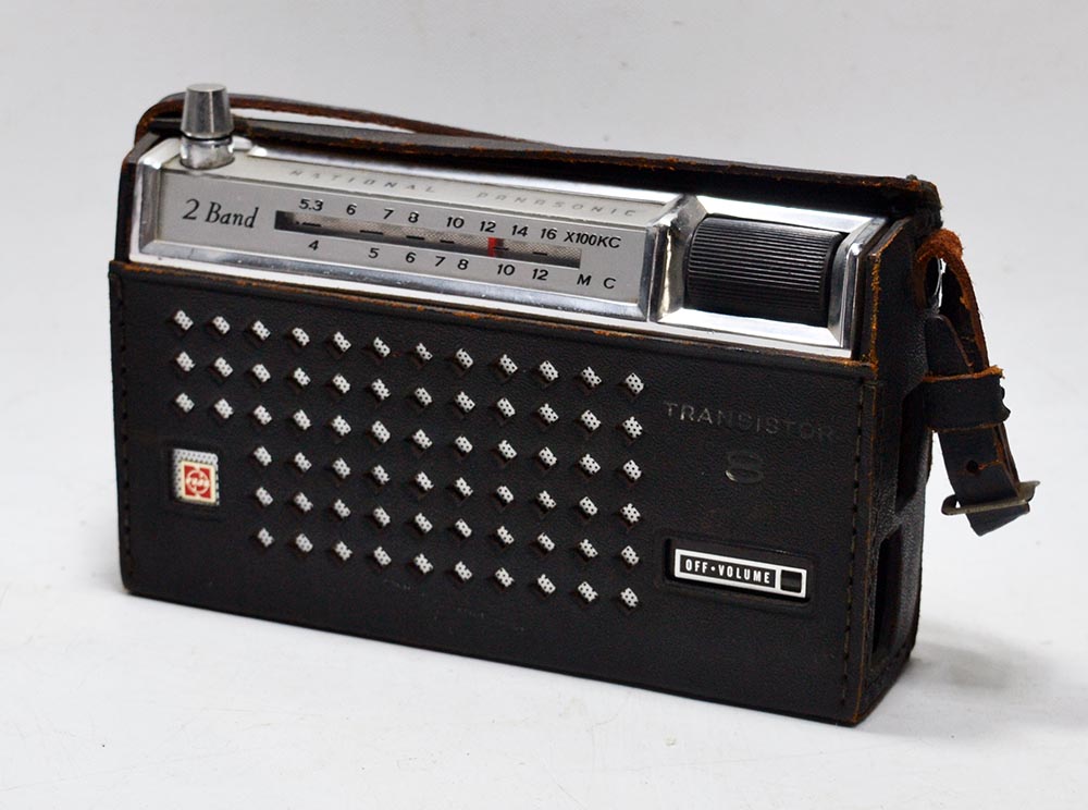 NATIONAL PANASONIC MODEL R-807 MW/SW 2BAND RADIO