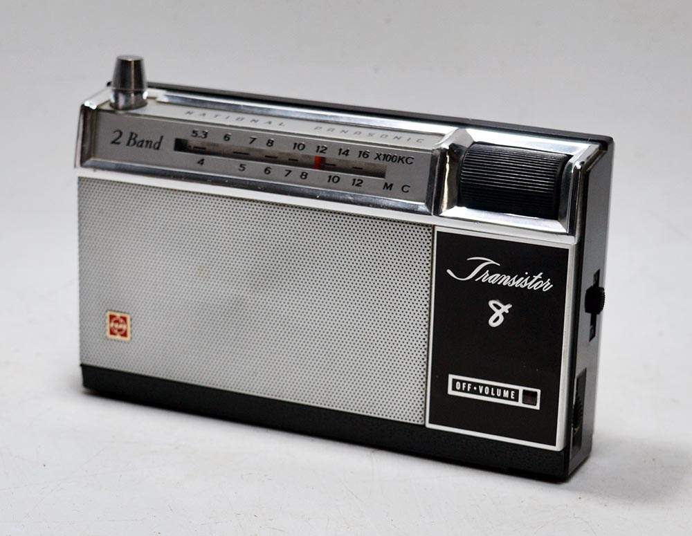 NATIONAL PANASONIC MODEL R-807 MW/SW 2BAND RADIO